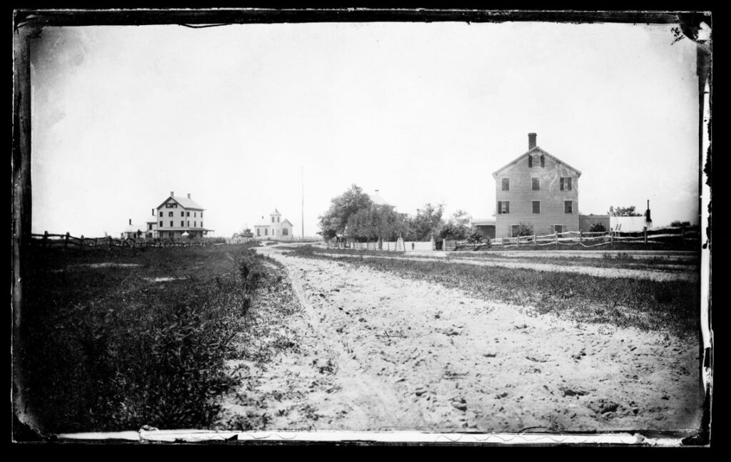 Quogue, Long Island, ca. 1875,
Courtesy Brooklyn Museum